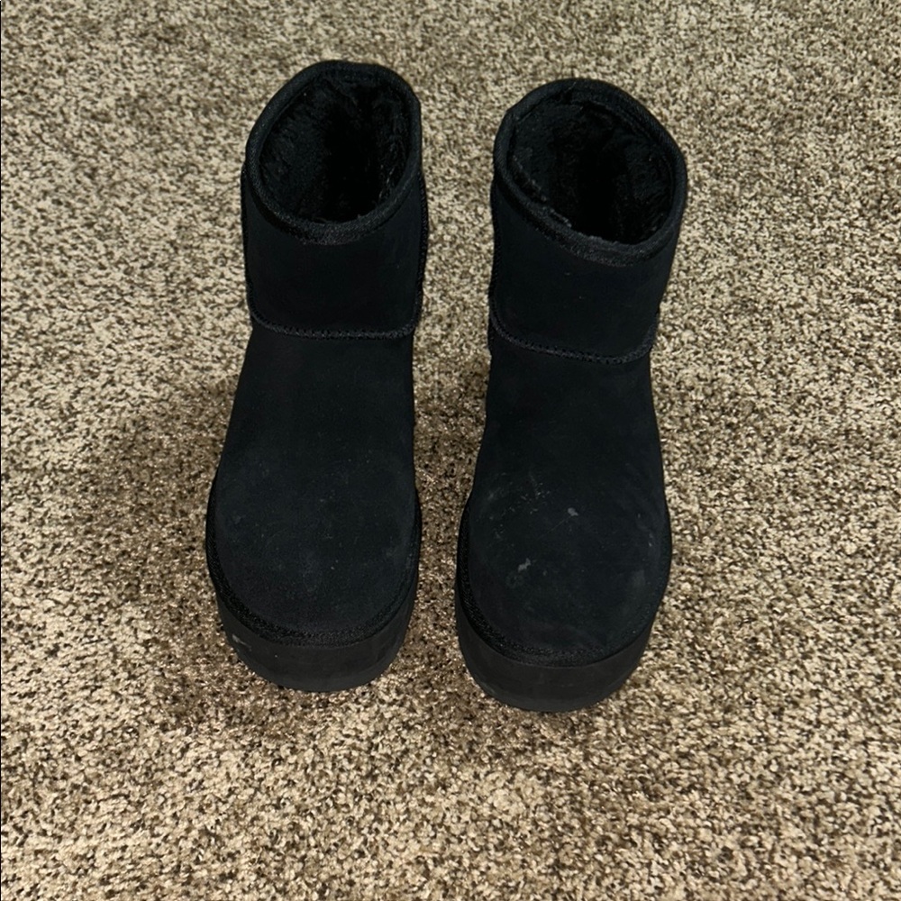 UGG Classic Mini Platform Boots